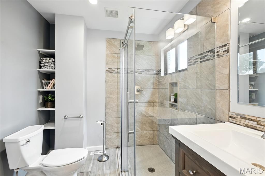 Five Oaks - Residential