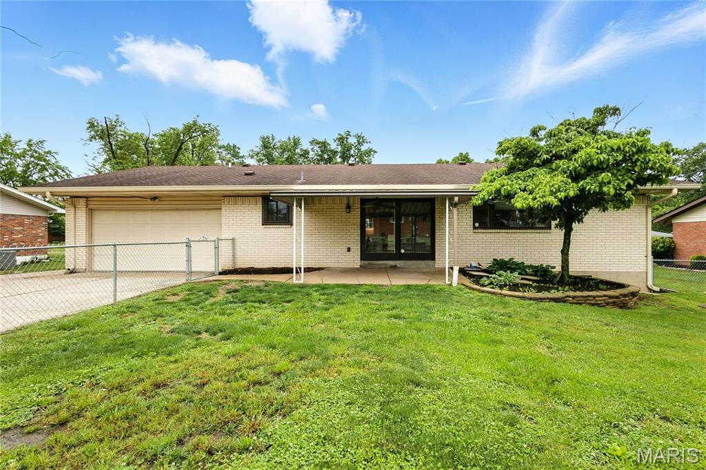 Five Oaks - Residential