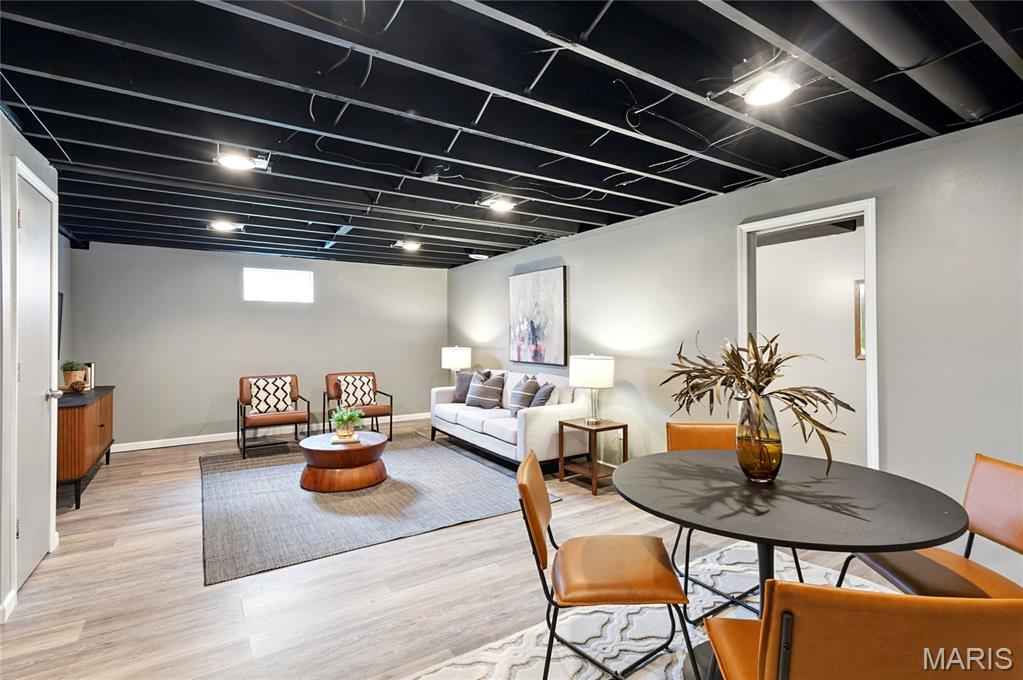 Five Oaks - Residential