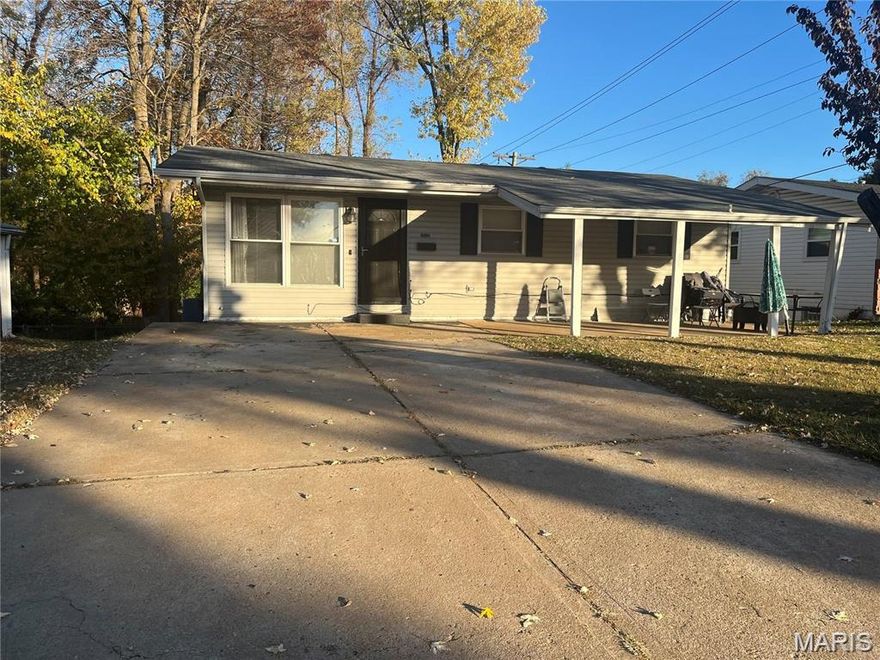 Do not disturb occupants. Great opportunity to acquire a performing single-family rental with built-in income from day one. This property is currently tenant-occupied with a long-term resident paying $1,000/month + utilities, offering immediate and stable cash flow for your portfolio. Property is being conveyed as-is and the seller reserves the right to accept an offer at any time. The buyer will be responsible for verifying all property details and condition.