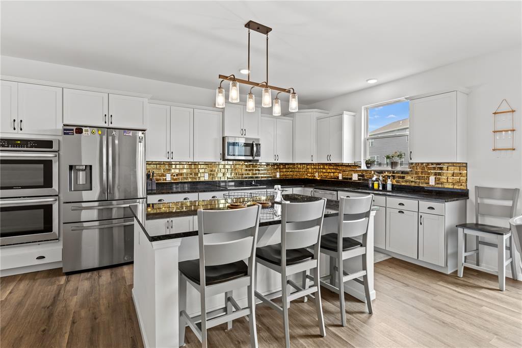 835 Upland Loop