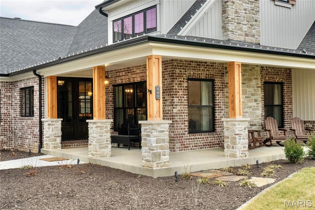 105 Lonesome Dove Way