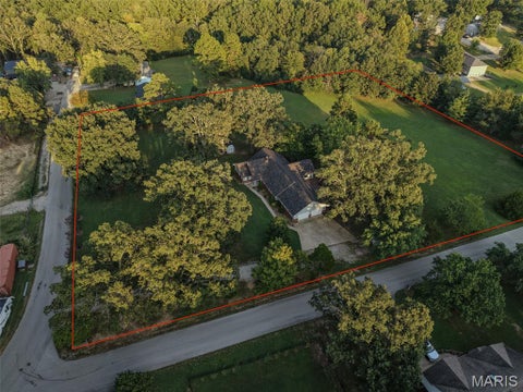 Photo of 114 County Road 4221, Poplar Bluff, MO 63901 (MLS # 26056274)