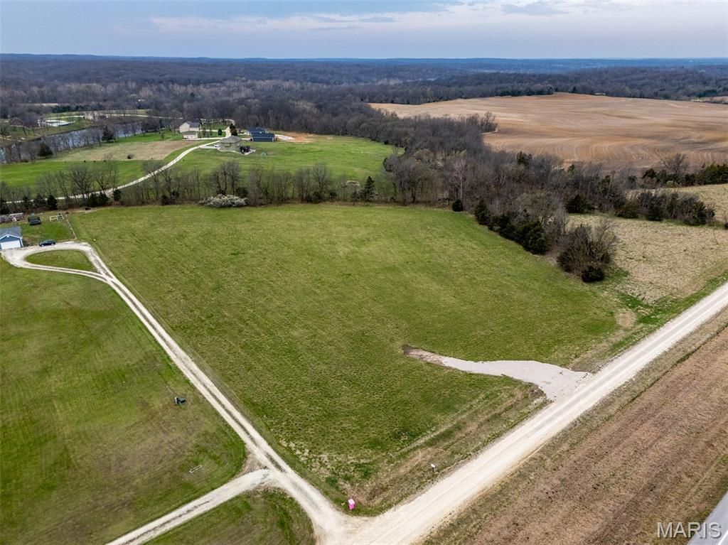 Photo of 00 Highway 61 Outer Road, Bowling Green, MO 63334 (MLS # 26019725)