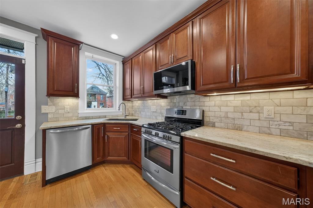 Tyler Place - Residential