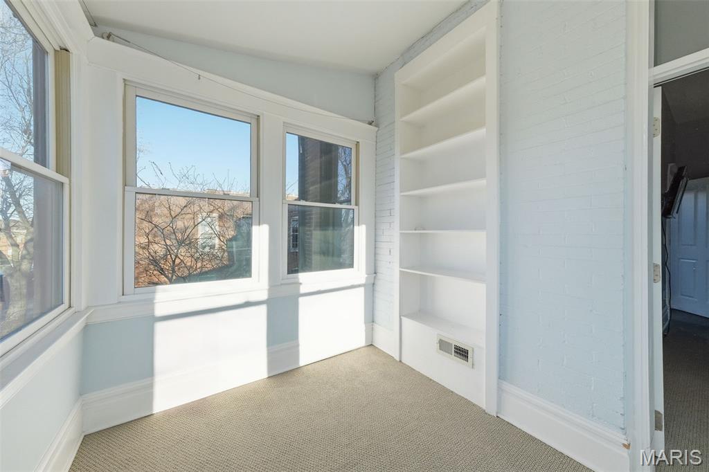 Tyler Place - Residential