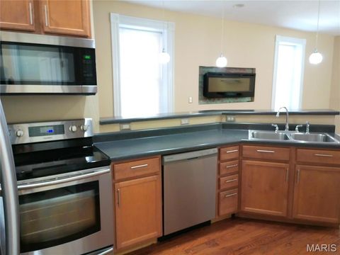 Tiny photo for 1924 Geyer Avenue #C, St Louis, MO 63104 (MLS # 26030076)