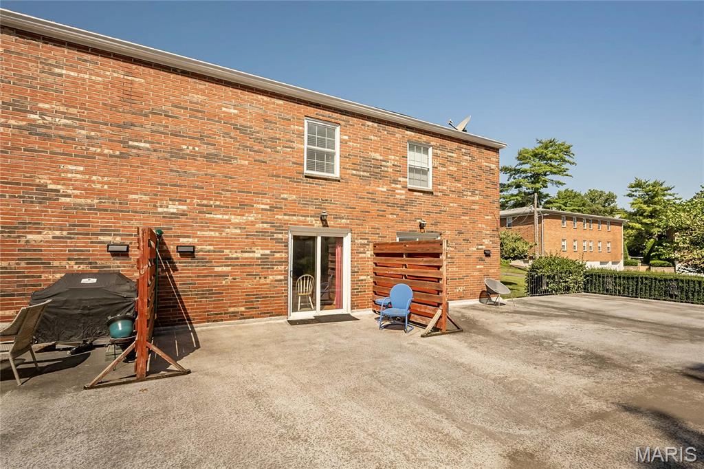 St Louis, Missouri 63122, United States, 2 Bedrooms Bedrooms, ,2 BathroomsBathrooms,Residential,Active,193850