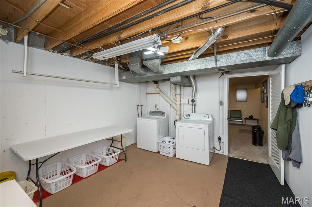 St Louis, Missouri 63122, United States, 2 Bedrooms Bedrooms, ,2 BathroomsBathrooms,Residential,Active,193850