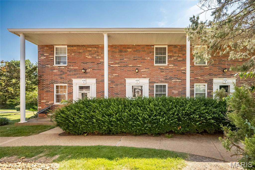 St Louis, Missouri 63122, United States, 2 Bedrooms Bedrooms, ,2 BathroomsBathrooms,Residential,Active,193850