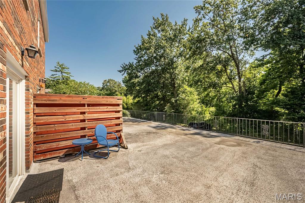 St Louis, Missouri 63122, United States, 2 Bedrooms Bedrooms, ,2 BathroomsBathrooms,Residential,Active,193850