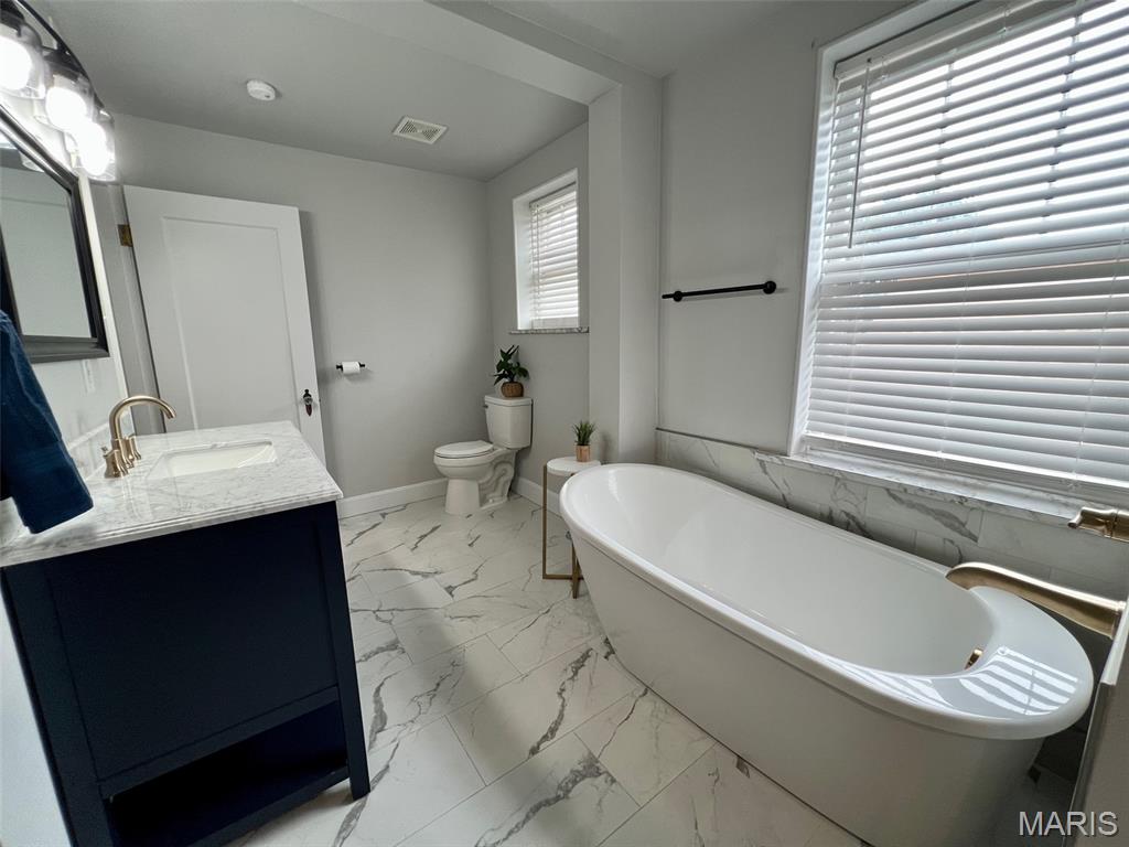 Twabrigs Add - Commercial Sale