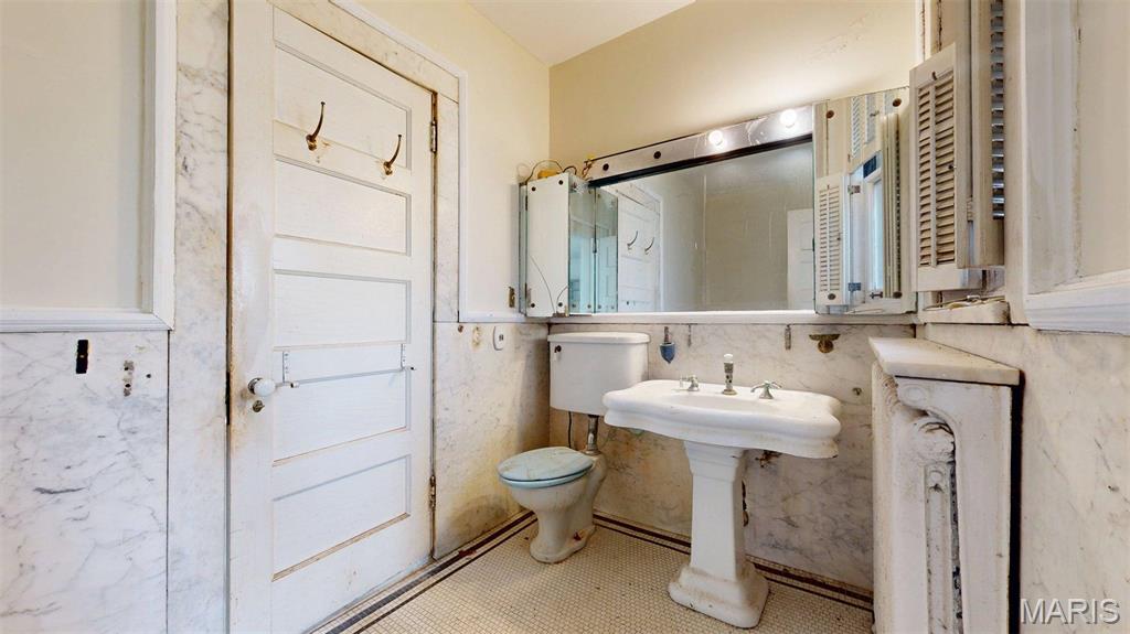 Kingsbury Terrace Add - Residential