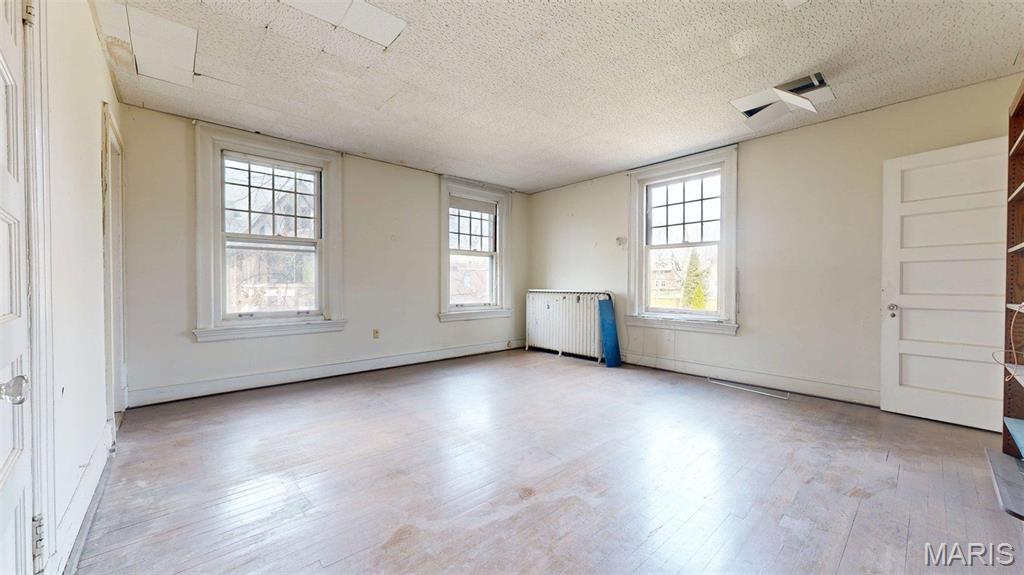 Kingsbury Terrace Add - Residential