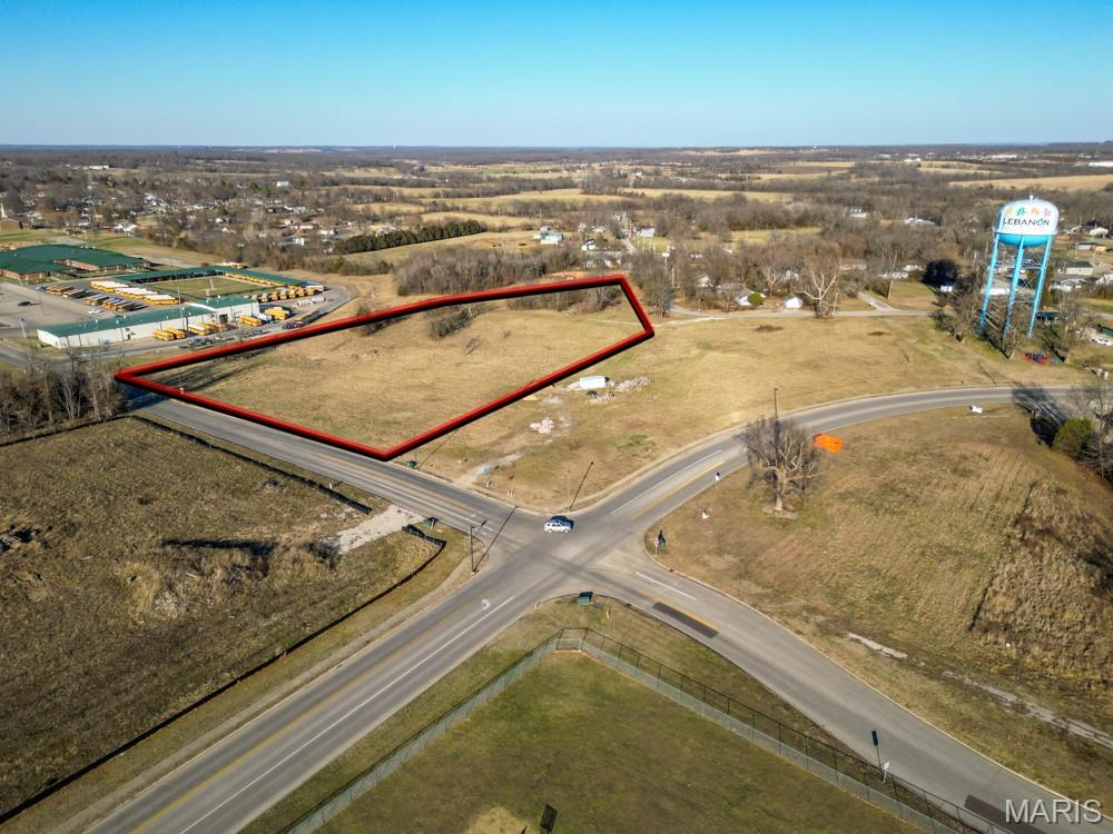 LEBANON ACREAGE - Commercial Sale