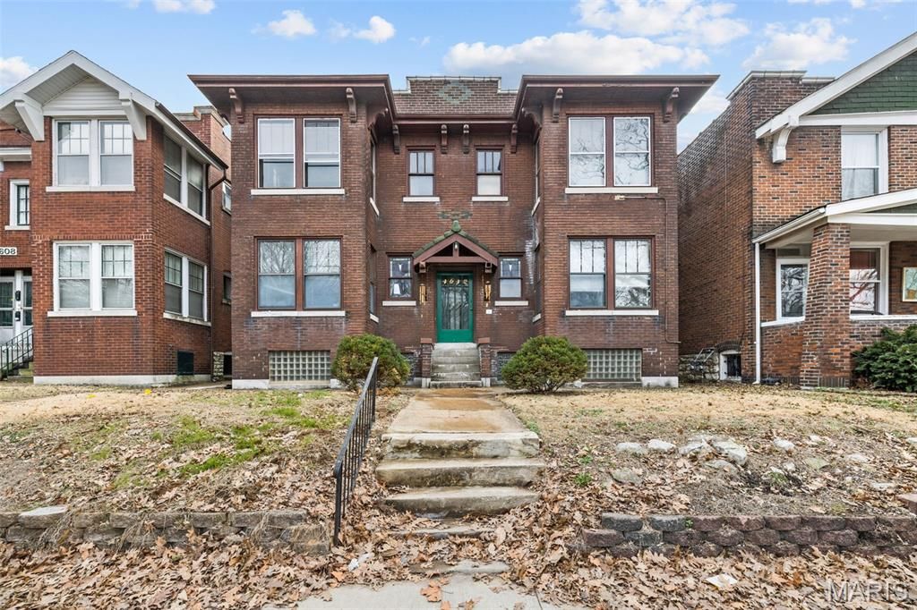 Photo of 4612 Arsenal Street, St Louis, MO 63116 (MLS # 25071688)