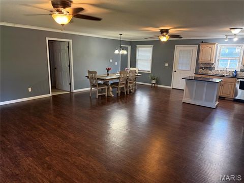 Tiny photo for 207 Linda Drive, Sikeston, MO 63801 (MLS # 26030336)