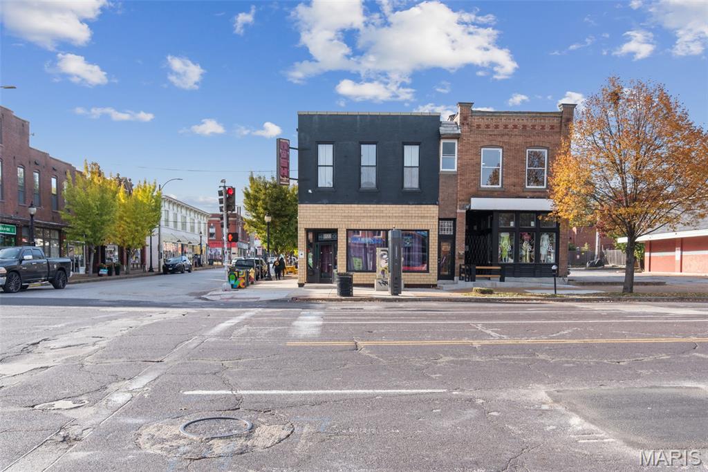 St Louis Commons Add - Commercial Sale