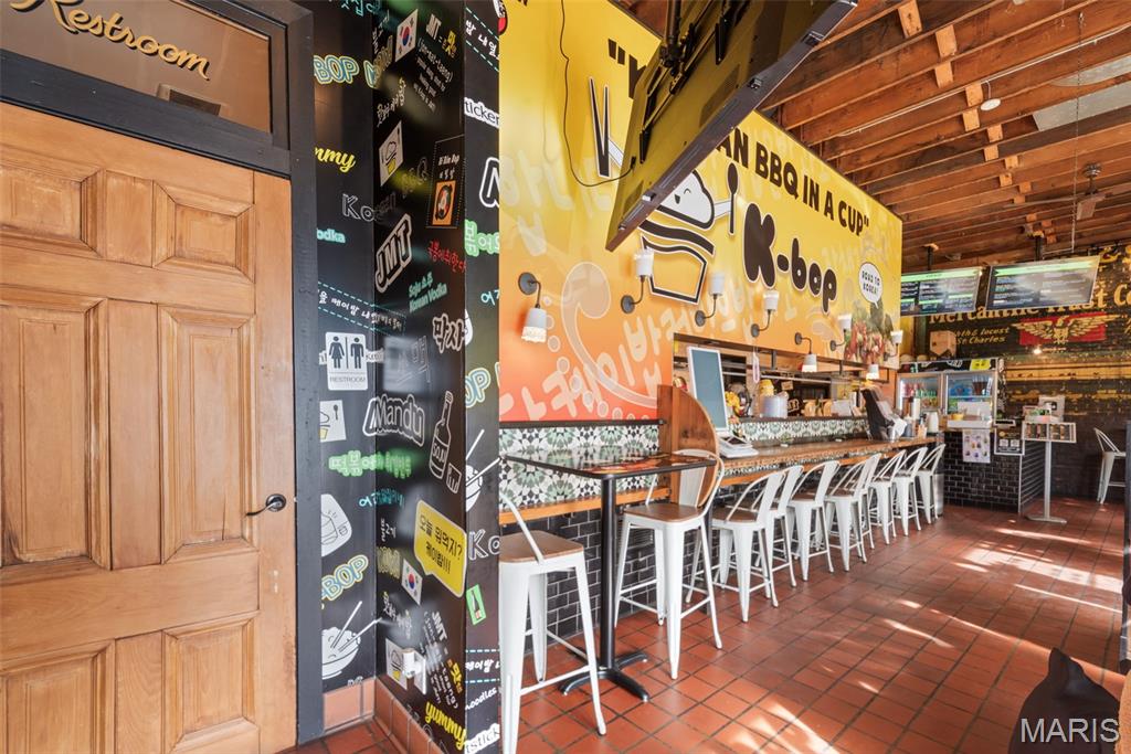 St Louis Commons Add - Commercial Sale