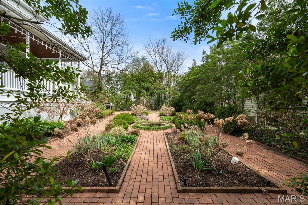 Mary Gore - Residential