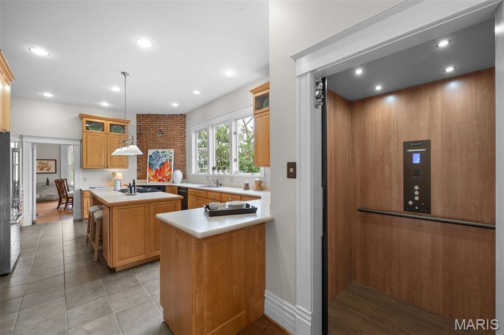 Mary Gore - Residential