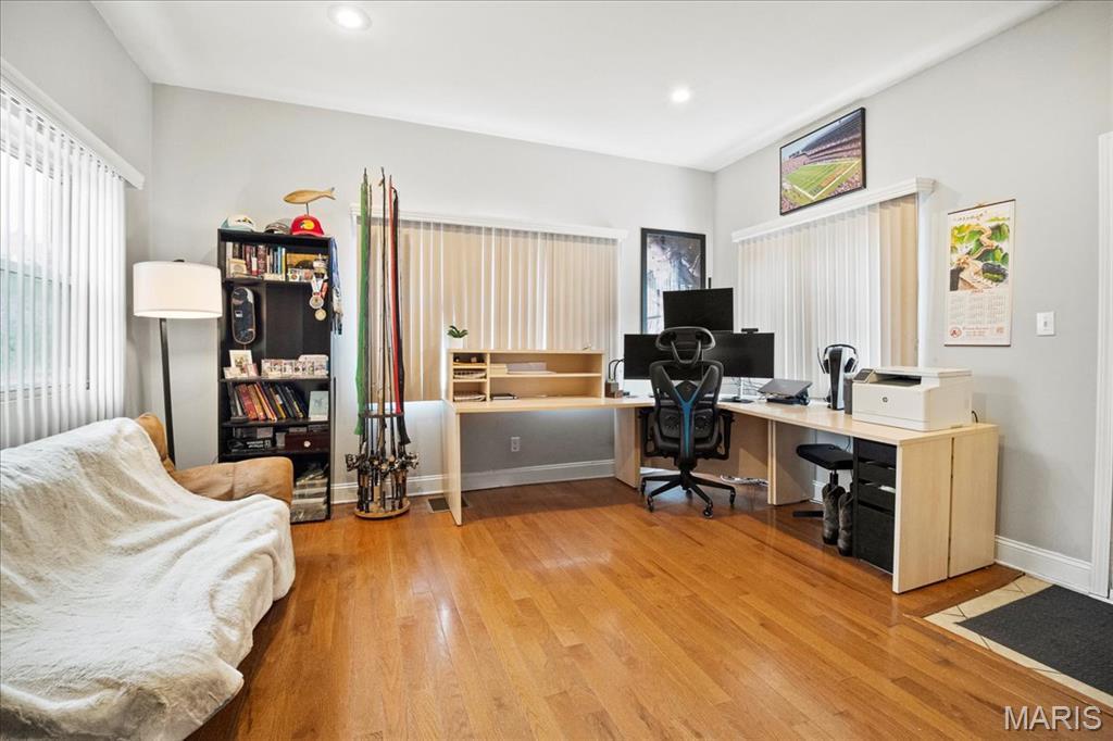 St Louis, Missouri 63104, United States, 3 Bedrooms Bedrooms, ,3 BathroomsBathrooms,Residential,Active,124542