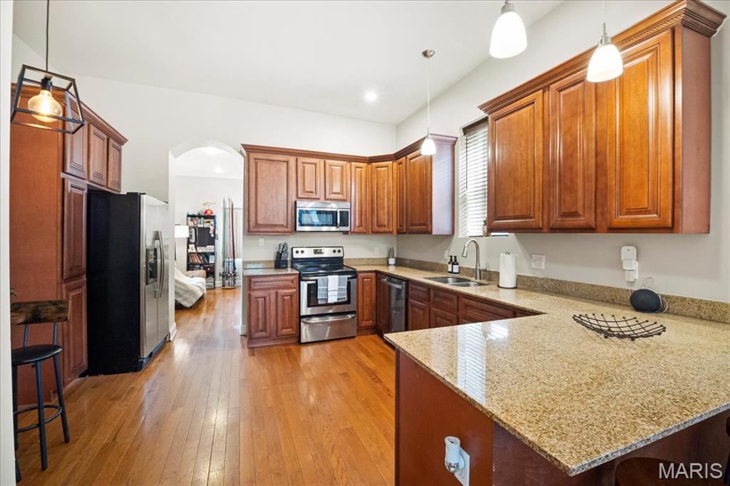 St Louis, Missouri 63104, United States, 3 Bedrooms Bedrooms, ,3 BathroomsBathrooms,Residential,Active,124542