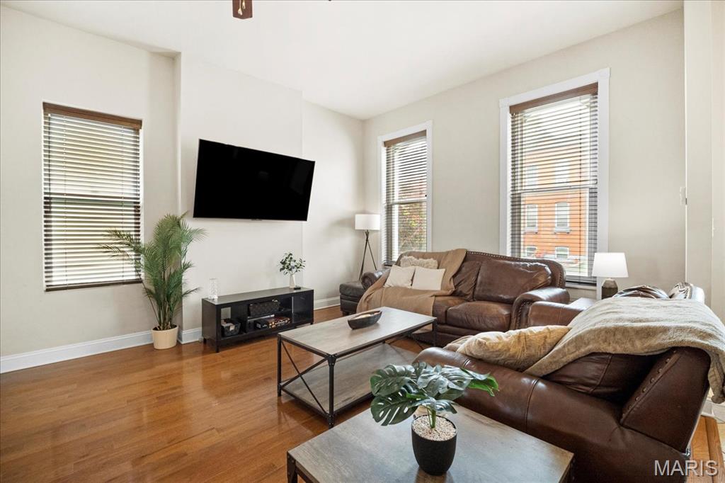 St Louis, Missouri 63104, United States, 3 Bedrooms Bedrooms, ,3 BathroomsBathrooms,Residential,Active,124542