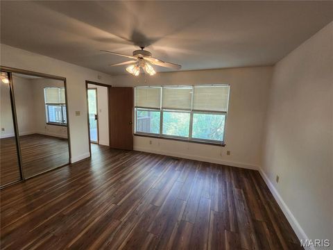 Tiny photo for 836 Woodside Trails Drive, Ballwin, MO 63021 (MLS # 26012459)