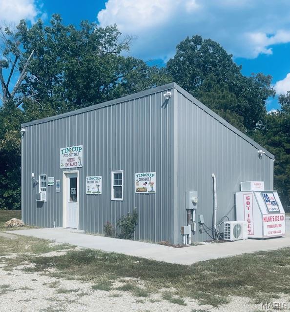 D Sub - Commercial Sale