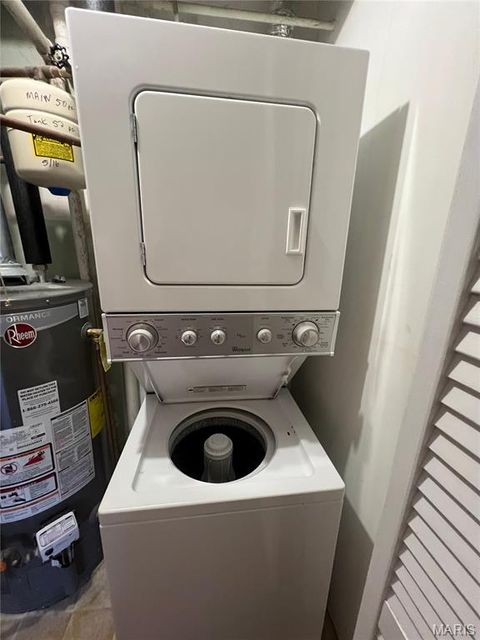 Tiny photo for 1107 Mariedale Court #A, Kirkwood, MO 63122 (MLS # 25078948)