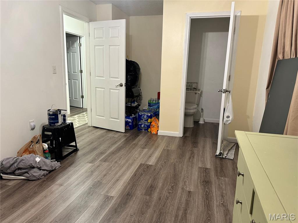 Country Club Hills - Residential