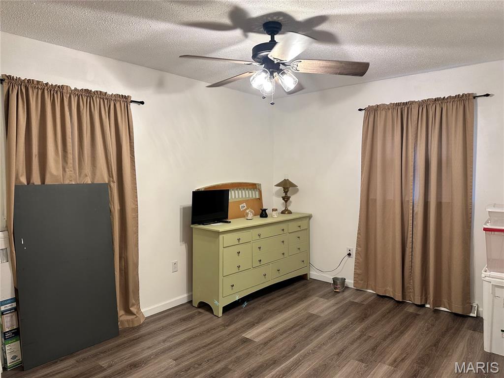 Country Club Hills - Residential