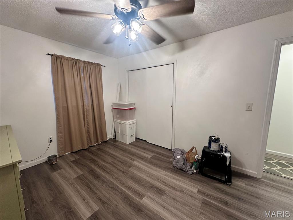 Country Club Hills - Residential