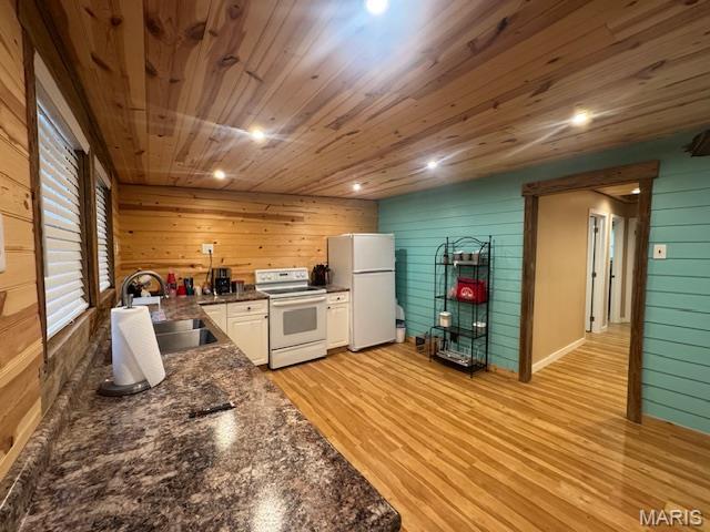 Maple Grove - Residential