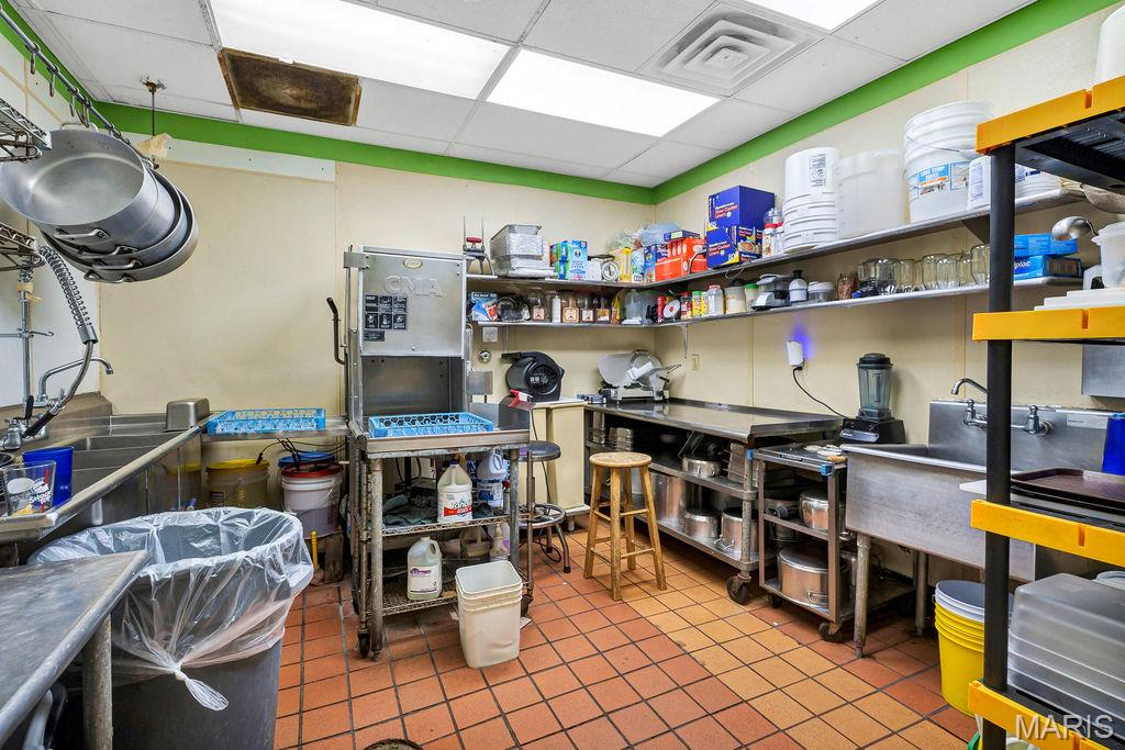 Western Plaza Add - Commercial Sale