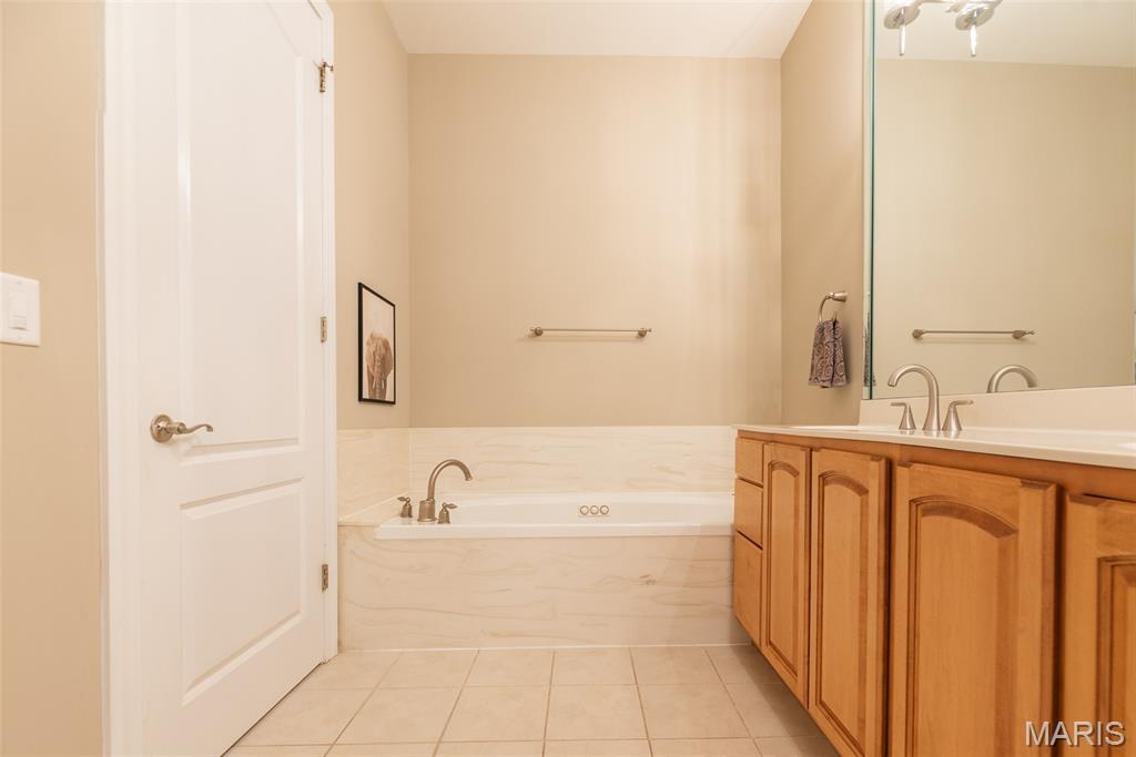 Villas At Whispering Oaks #3 - Residential