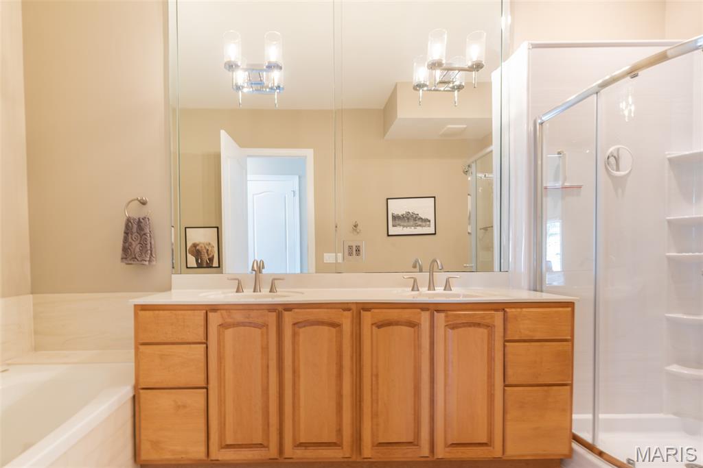 Villas At Whispering Oaks #3 - Residential