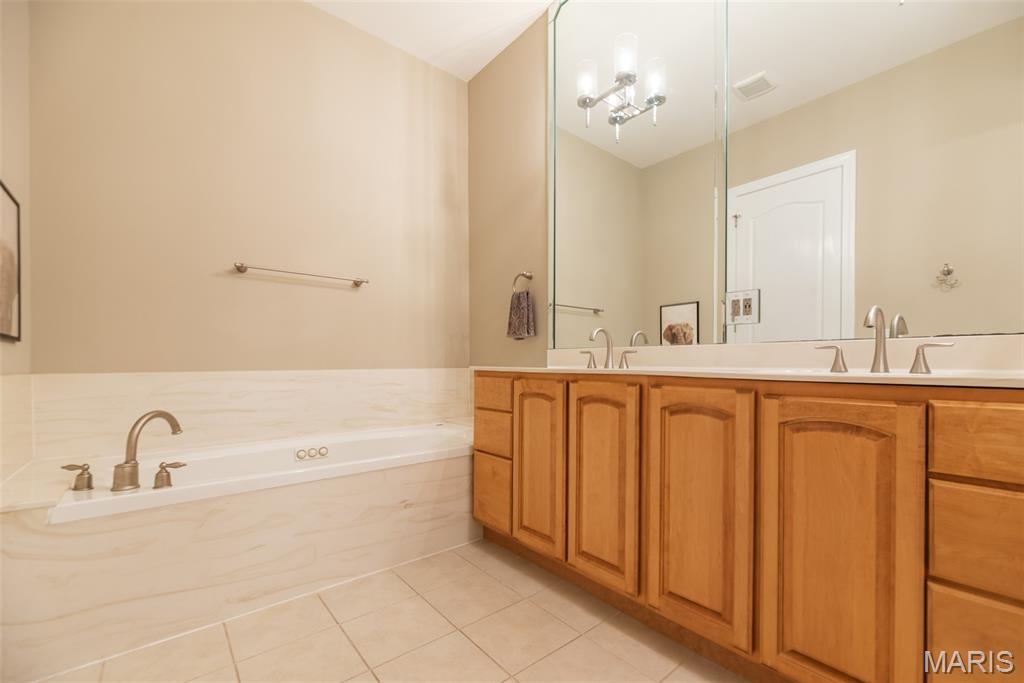 Villas At Whispering Oaks #3 - Residential