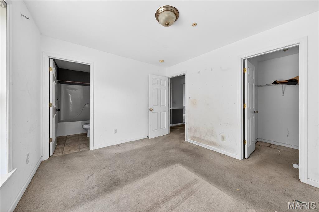 Materdie Place Condo - Residential