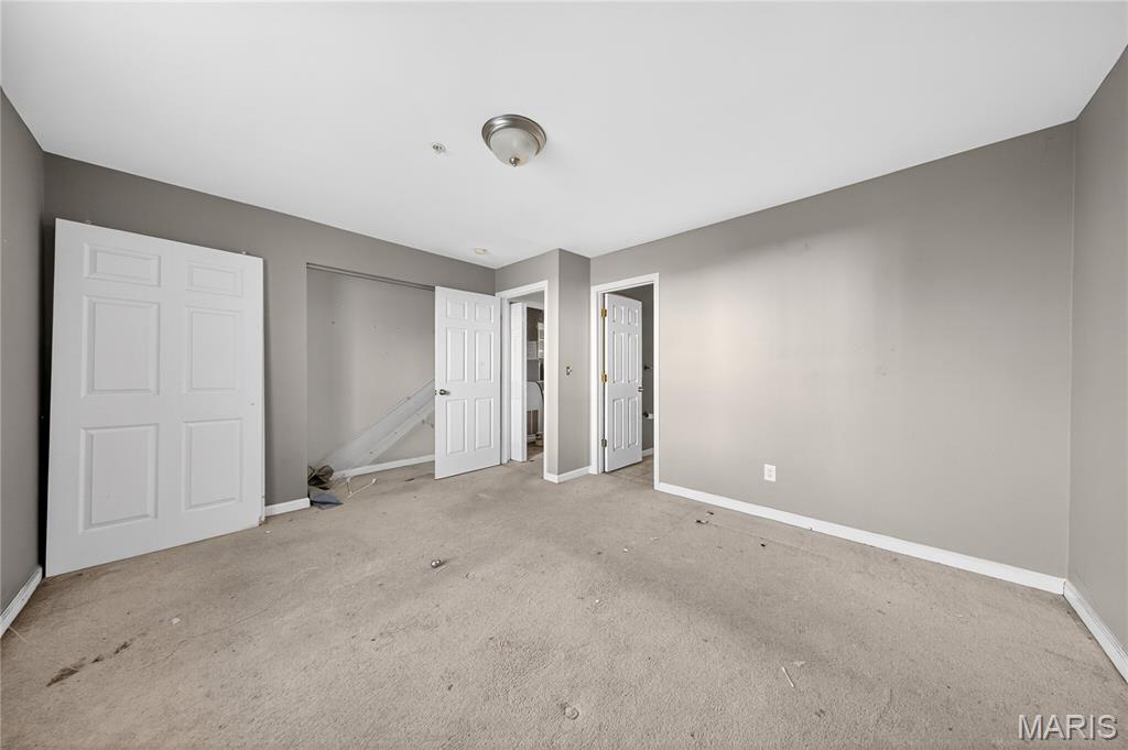 Materdie Place Condo - Residential