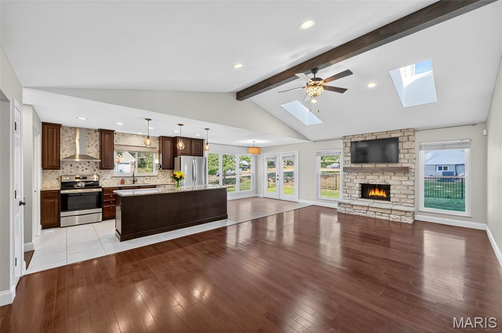 729 Redstart Drive