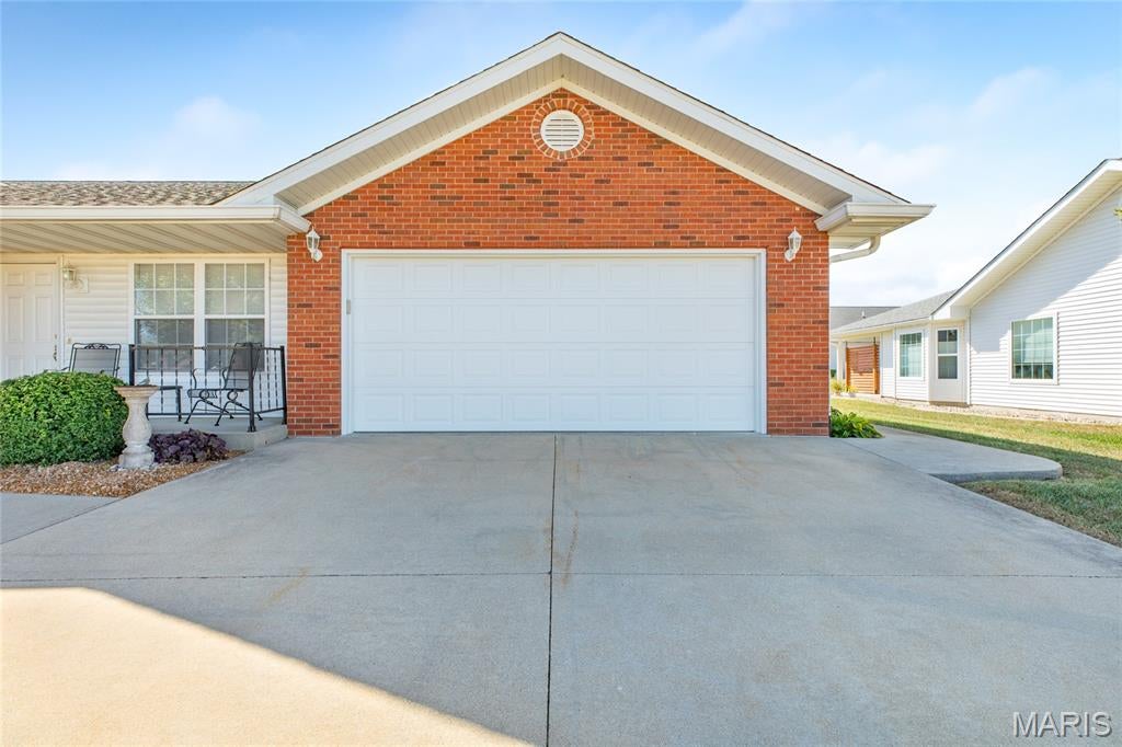 118 Freedom Lane