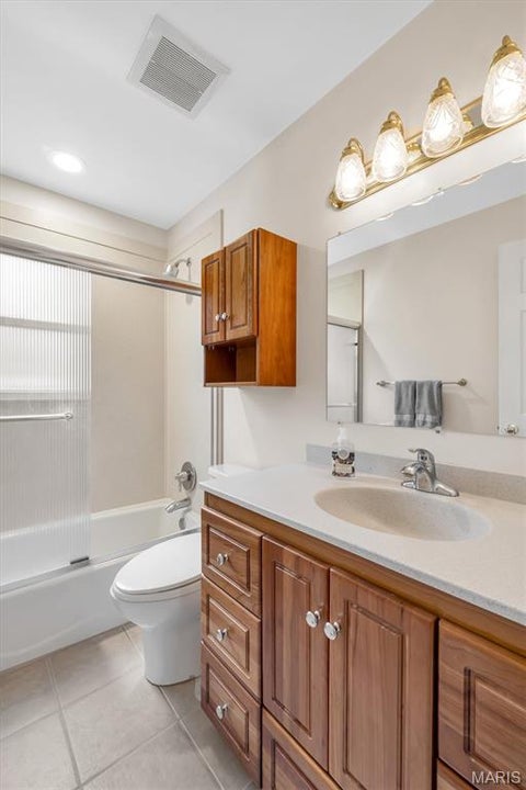 Tiny photo for 334 Quinnmore Drive, Ballwin, MO 63011 (MLS # 26058145)