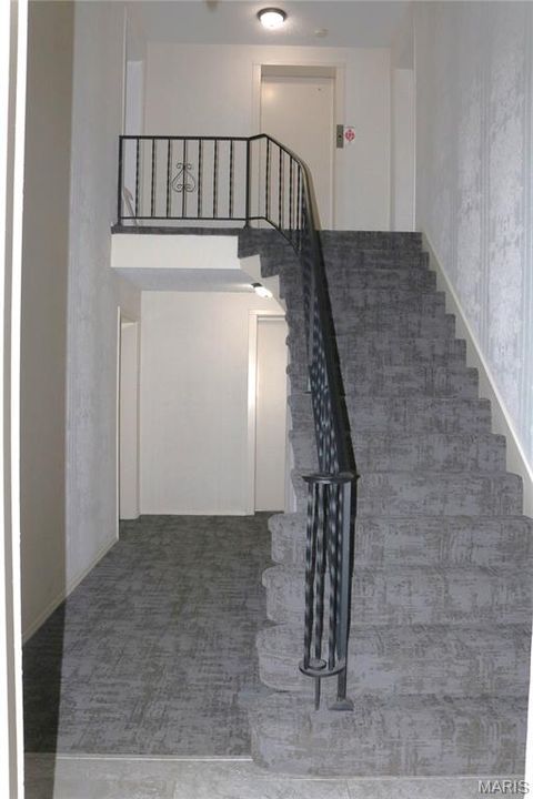 Tiny photo for 927 Claytonbrook Drive #3, Ballwin, MO 63011 (MLS # 26011878)