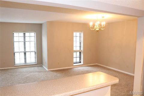 Tiny photo for 927 Claytonbrook Drive #3, Ballwin, MO 63011 (MLS # 26011878)