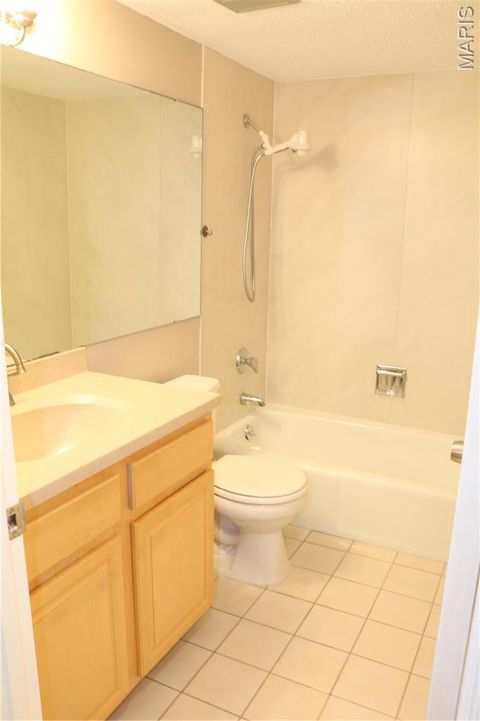 Tiny photo for 927 Claytonbrook Drive #3, Ballwin, MO 63011 (MLS # 26011878)