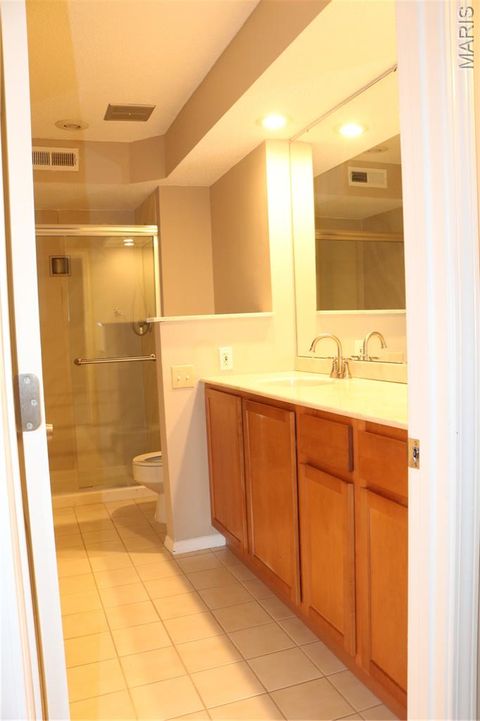 Tiny photo for 927 Claytonbrook Drive #3, Ballwin, MO 63011 (MLS # 26011878)