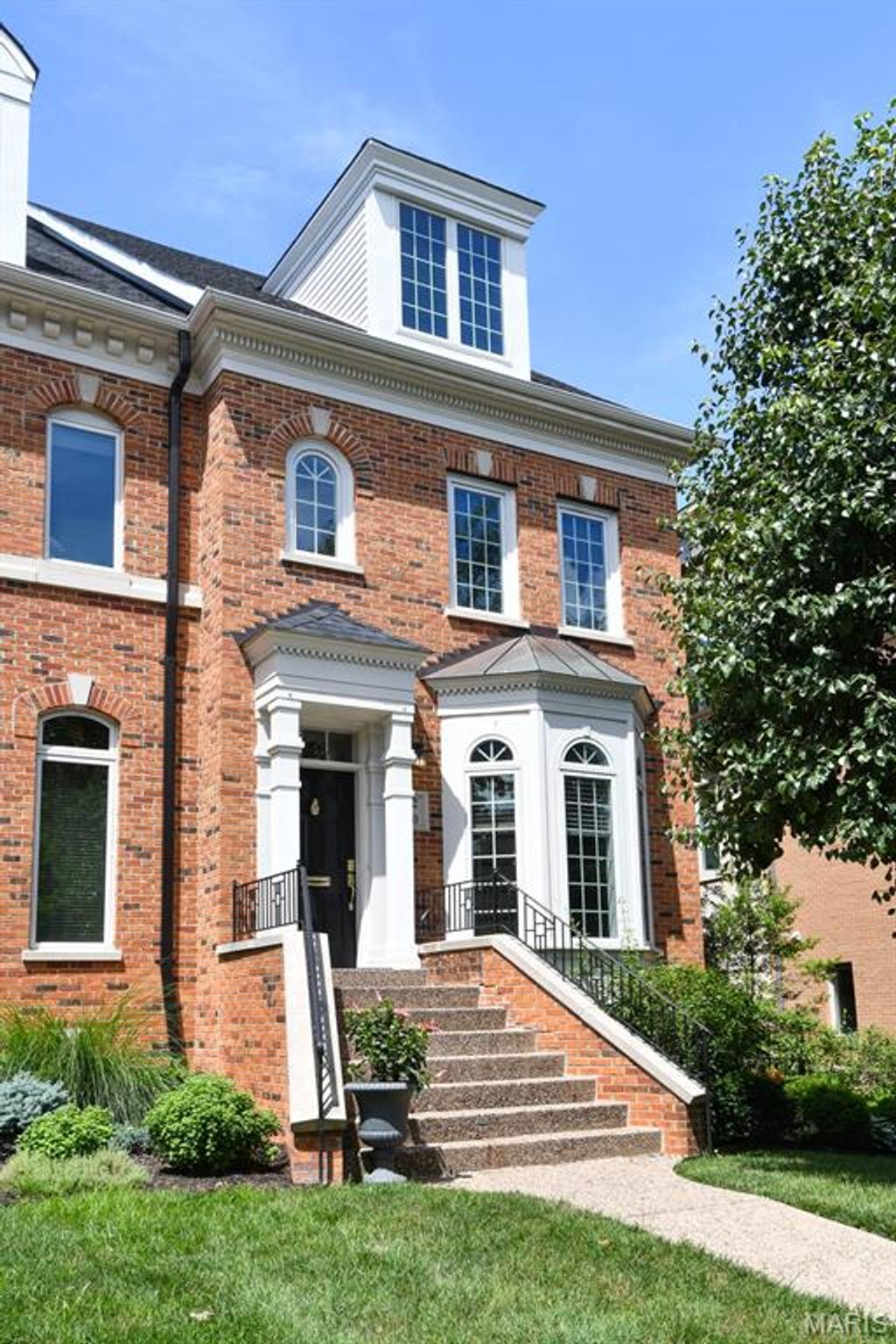 Photo of 20 Brighton Way Way, St Louis, MO 63105 (MLS # 26025714)