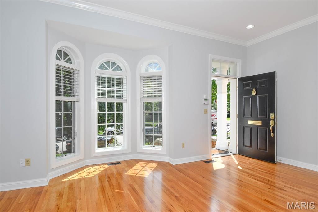 Photo of 20 Brighton Way Way, St Louis, MO 63105 (MLS # 26025714)